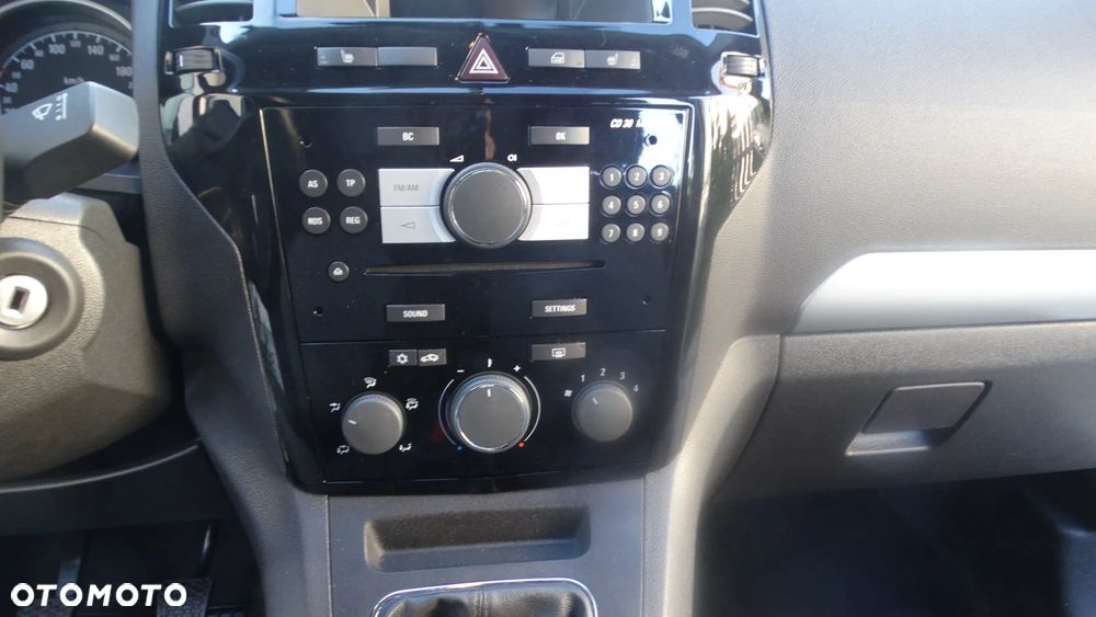 Opel Zafira 1.8 Essentia - 18