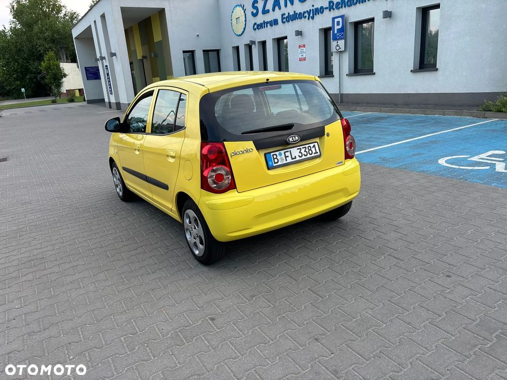 Kia Picanto - 17