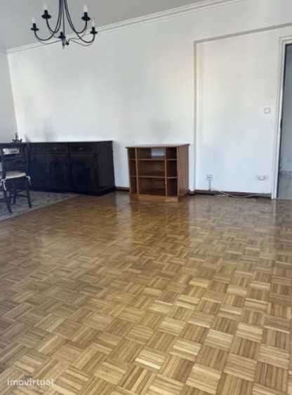 Apartamento venda perto Praça Paiva Couceiro Lisboa - Grande imagem: 4/8