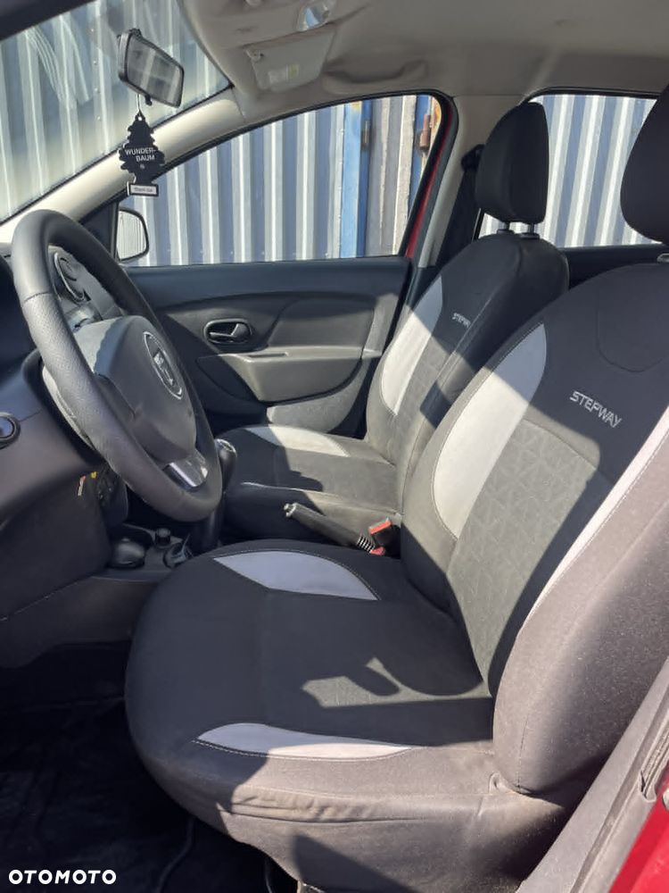 Dacia Sandero Stepway 1.5 dCi - 27