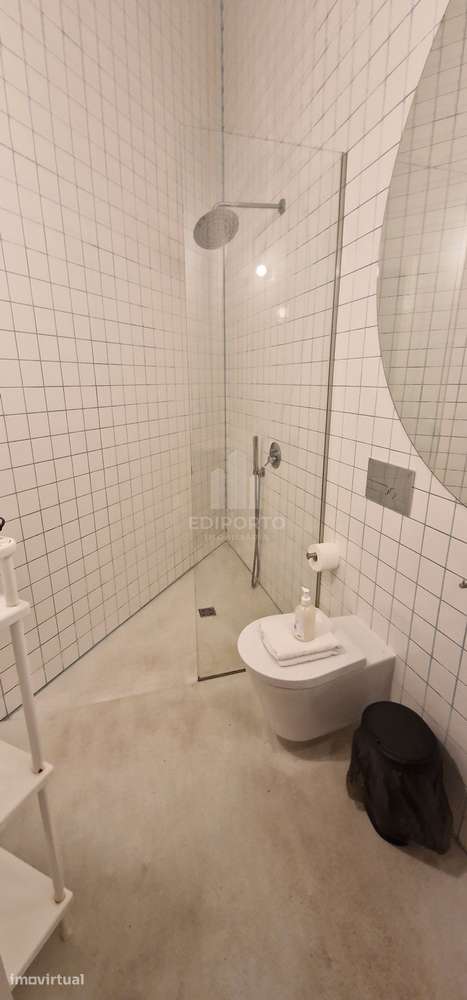 Apartamento T0 para arrendamento mobilado e equipado à Trindade centro - Grande imagem: 5/13