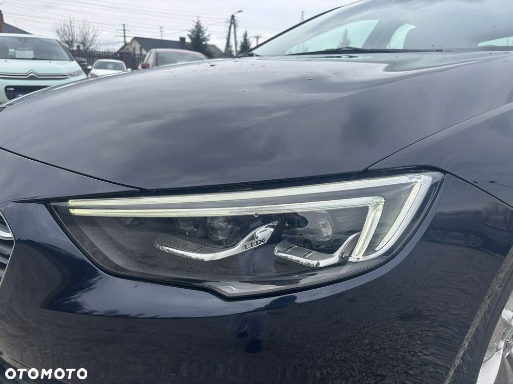 Opel Insignia - 16