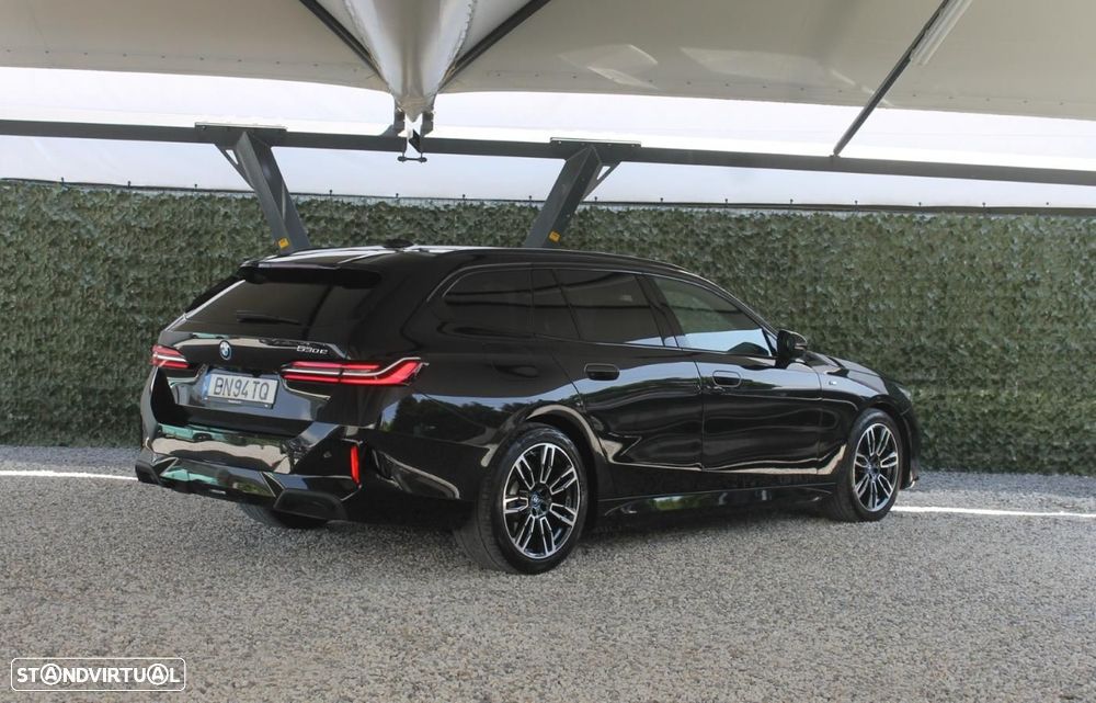 BMW 530 e Pack Desportivo M - 4