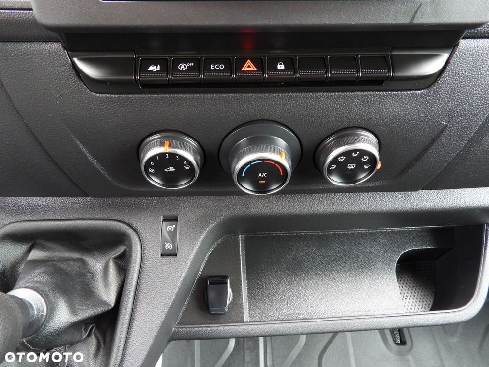 Renault MASTER PLANDEKA 10 PALET WEBASTO TEMPOMAT LEDY PNEUMATYKA KLIMATYZACJA  165KM - 35