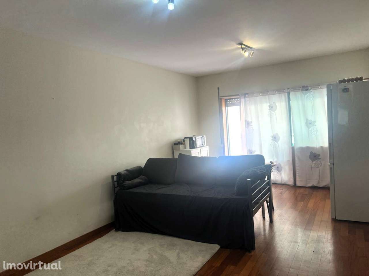 UM , T2 com terraço e garagem - Grande imagem: 3/11