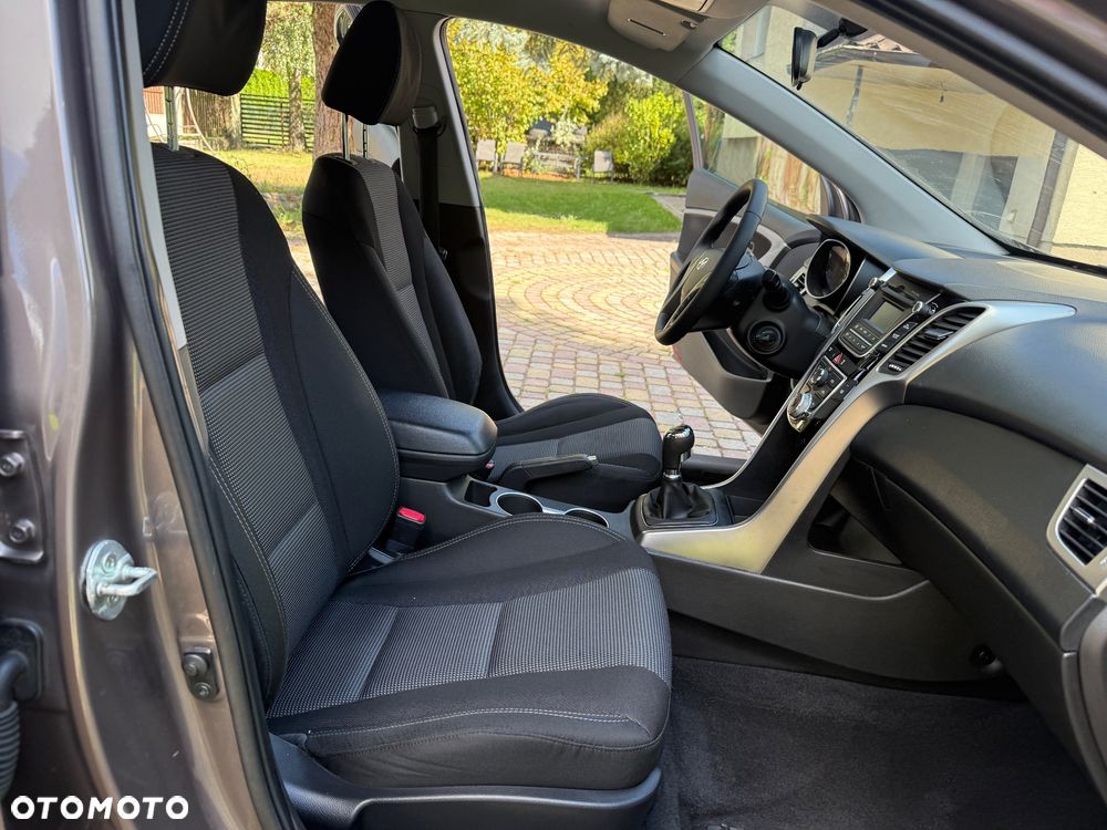 Hyundai i30 1.4 Trend - 24