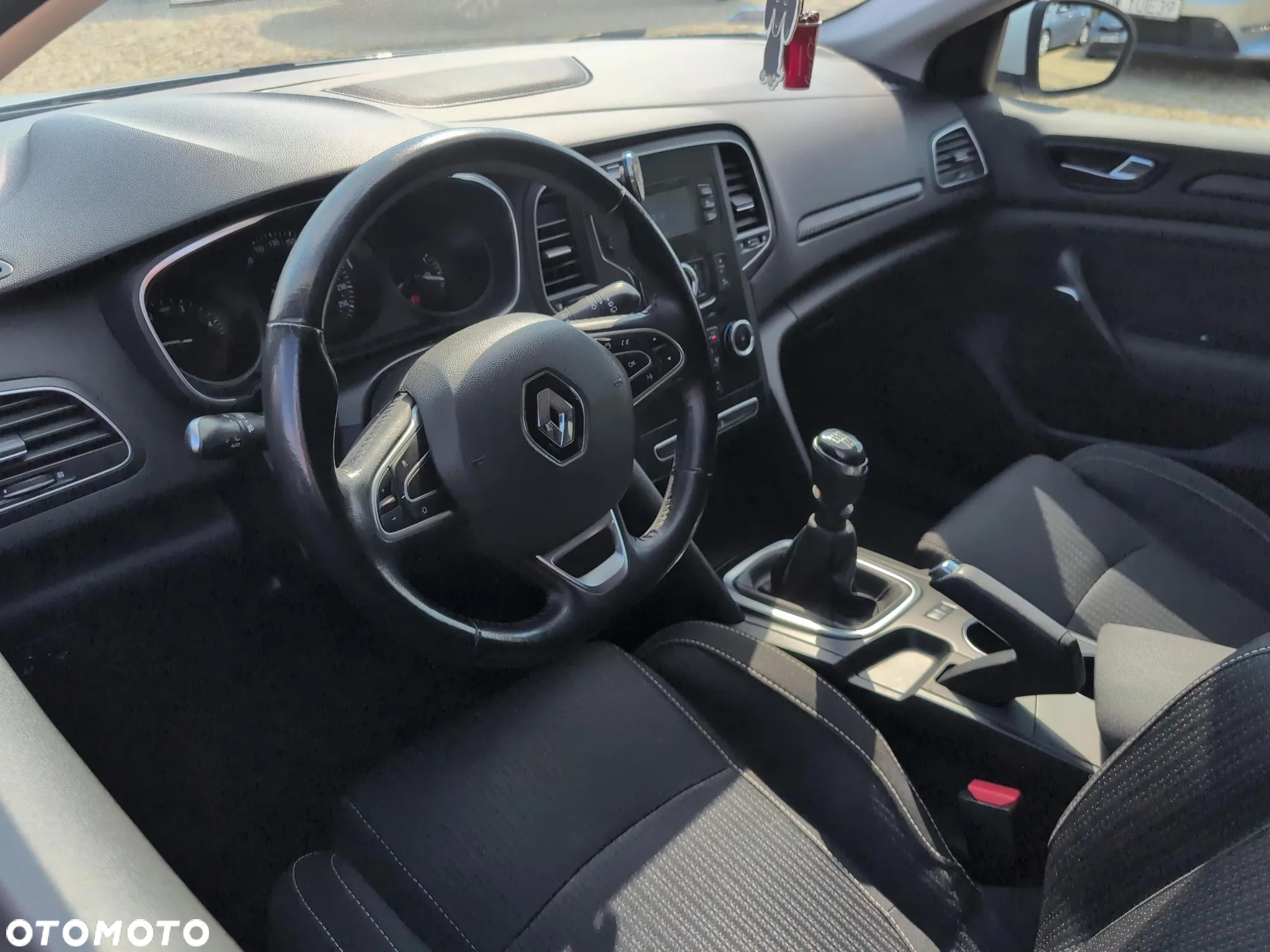 Renault Megane 1.6 dCi Energy Limited - 9