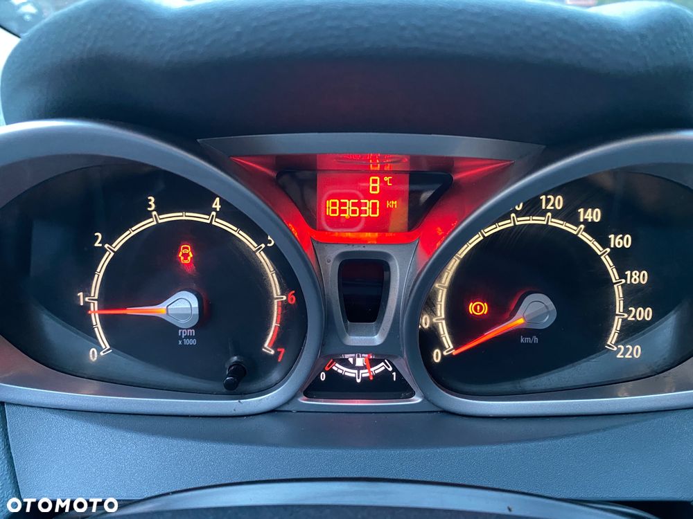 Ford Fiesta 1.25 Titanium - 10