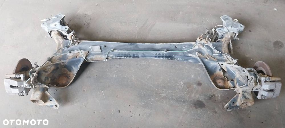 BELKA OŚ ZAWIESZENIA TYŁ TARCZE Z ABS HAMULCE RENAULT MEGANE II HB 3D - 1