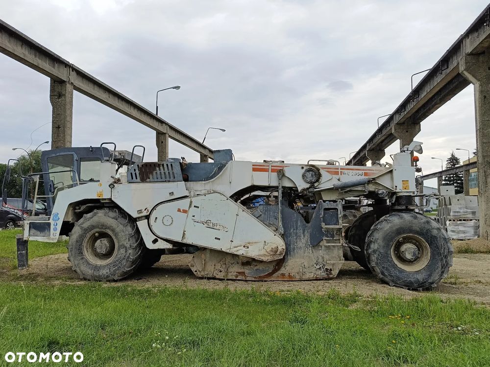 Wirtgen WR 2000 - 4