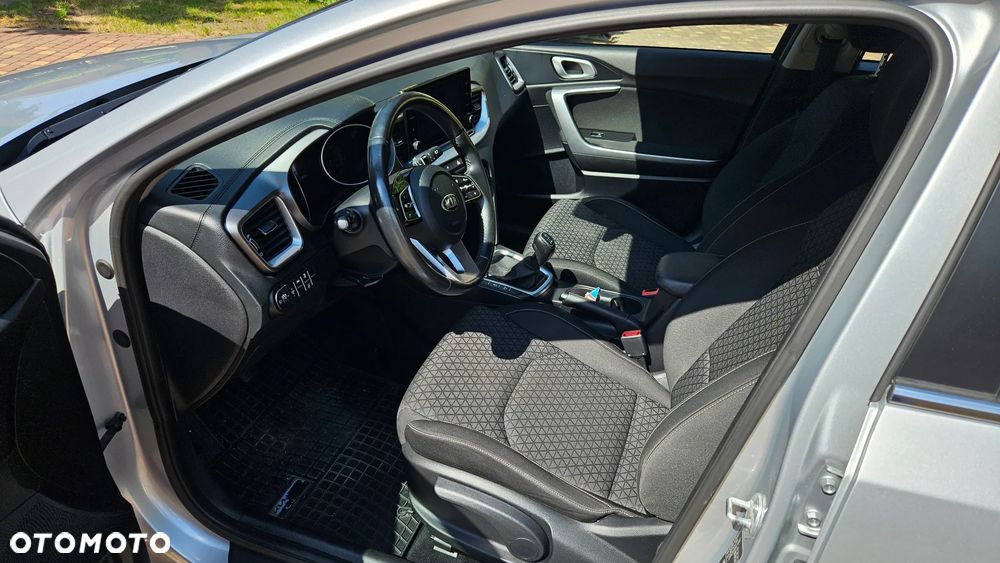 Kia Ceed 1.0 T-GDI M - 6