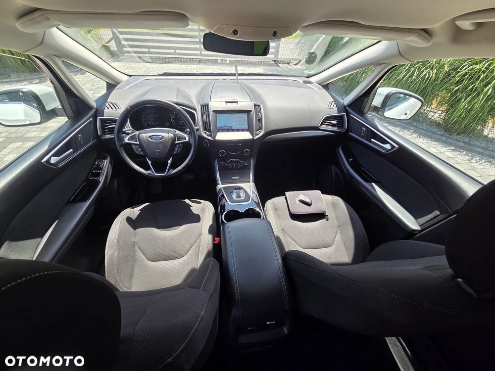 Ford S-Max 2.0 EcoBlue Titanium - 3