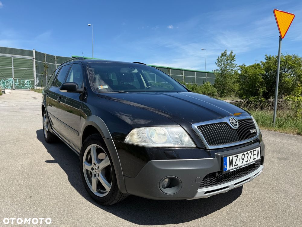 Skoda Octavia 2.0 TDI DPF RS - 2