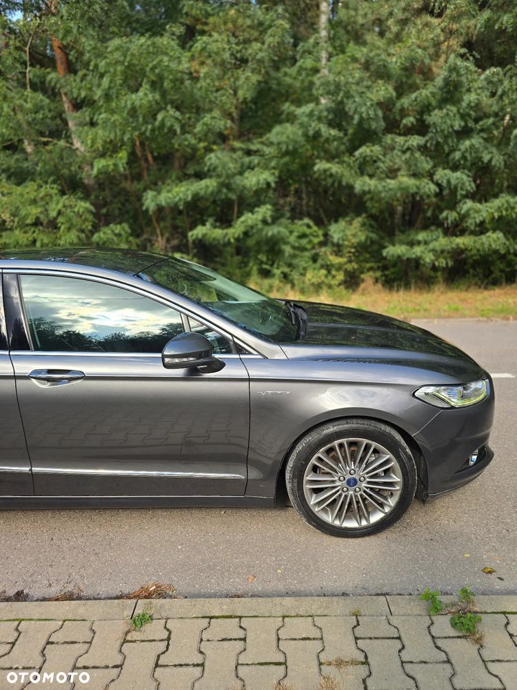 Ford Mondeo Vignale 2.0 Hybrid - 16