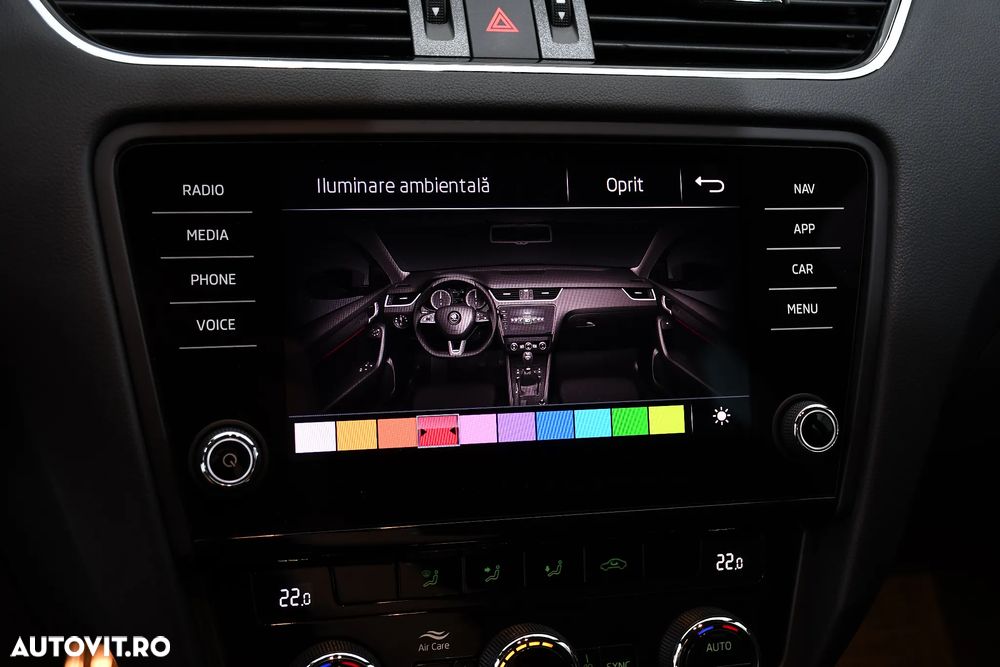 Skoda Octavia 2.0 TDI (Green tec) DSG RS - 18