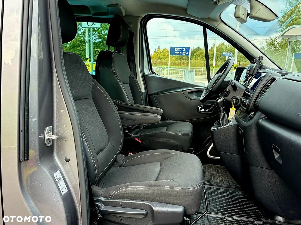 Renault Trafic - 17