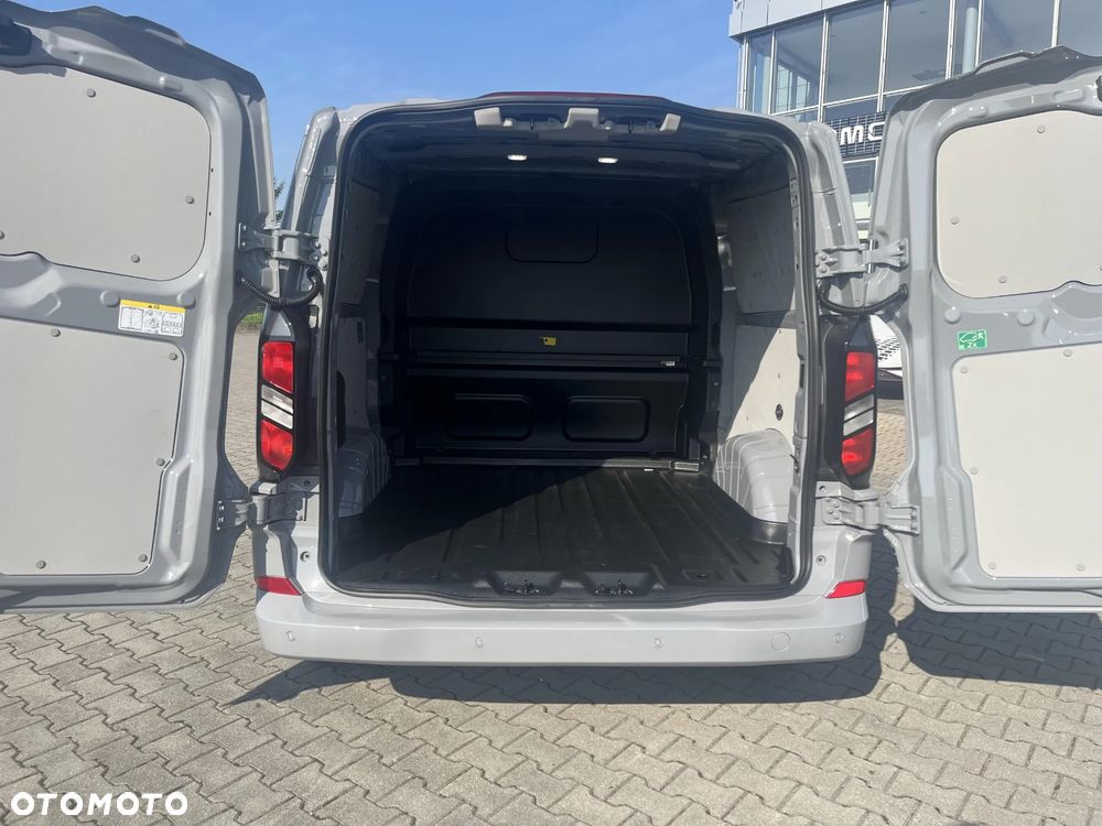 Ford Tranist Custom - 12