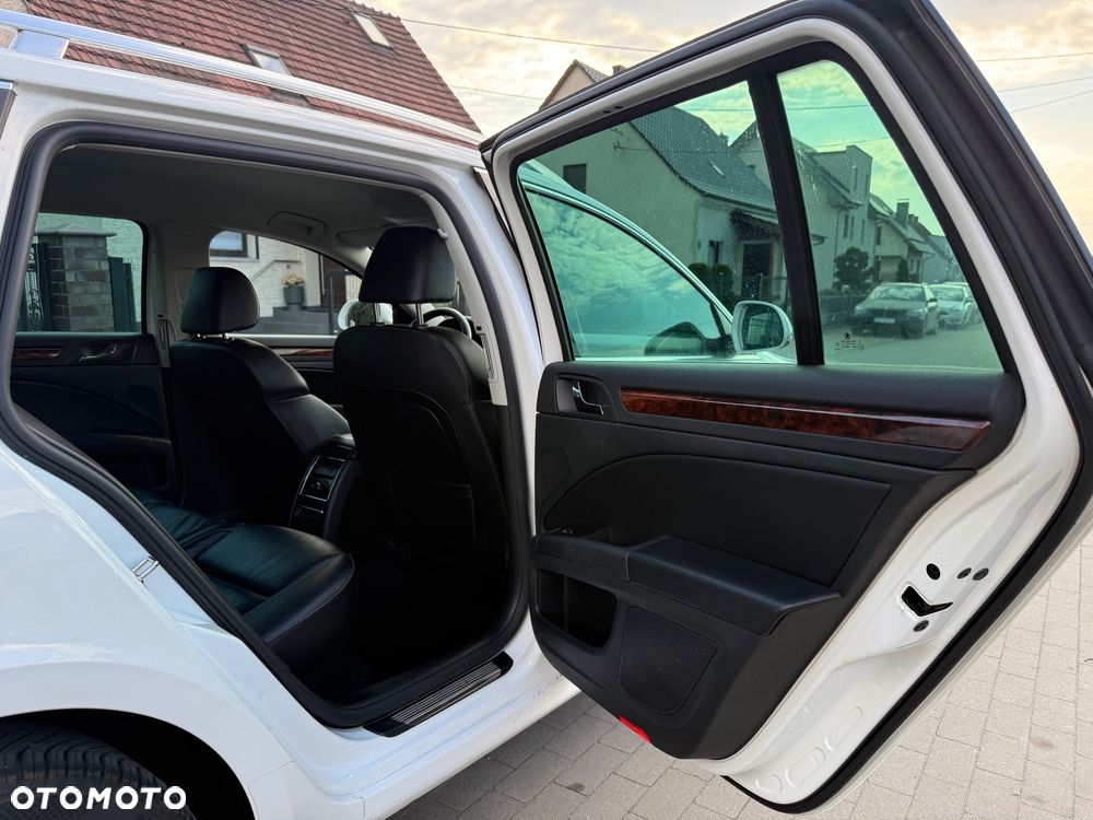 Skoda Superb 2.0 TSI DSG Exclusive - 15