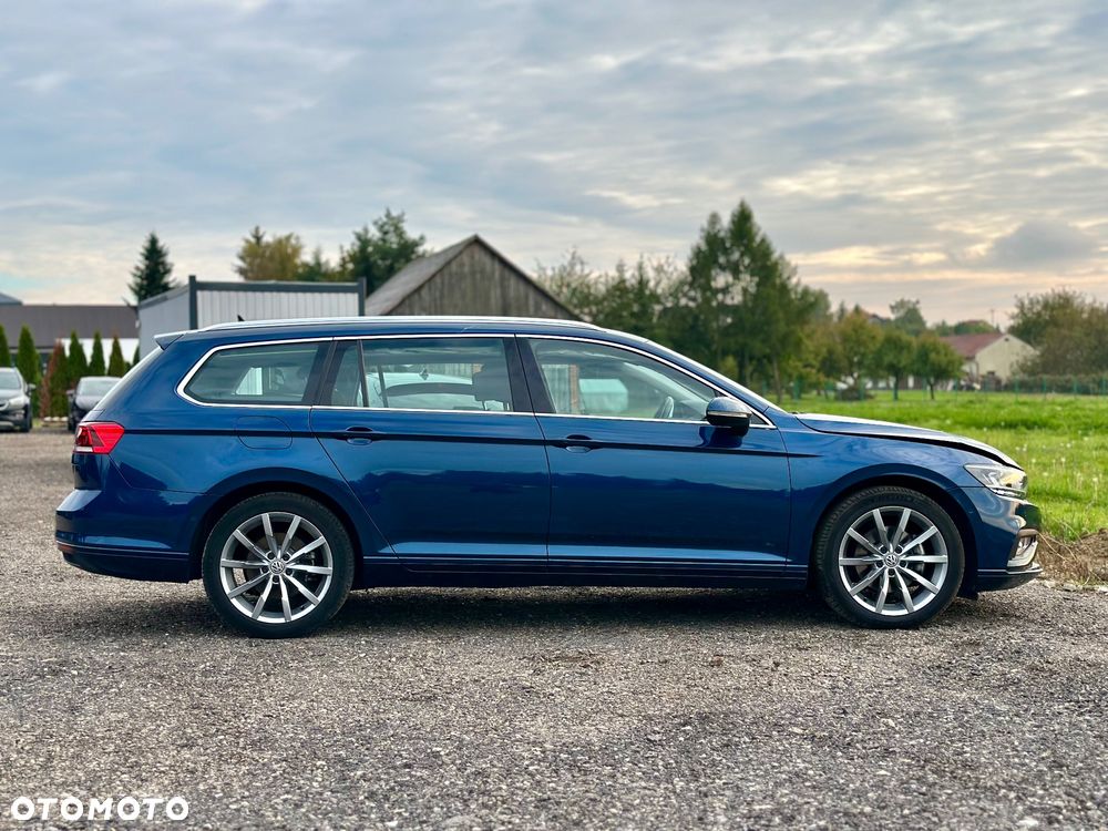 Volkswagen Passat Variant 1.6 TDI SCR DSG Comfortline - 19