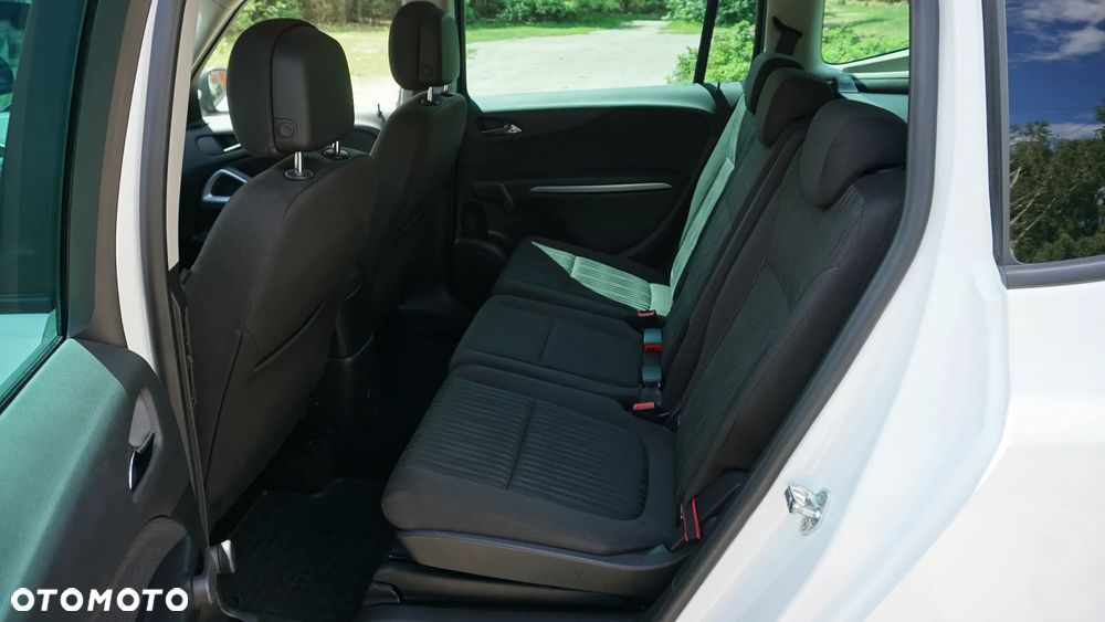 Opel Zafira Tourer 1.4 Turbo Edition - 16