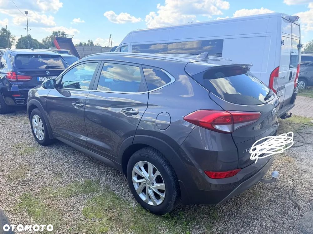 Hyundai Tucson 2.0 CRDI Style 4WD - 2