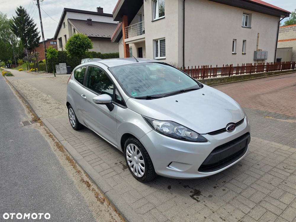 Ford Fiesta - 2