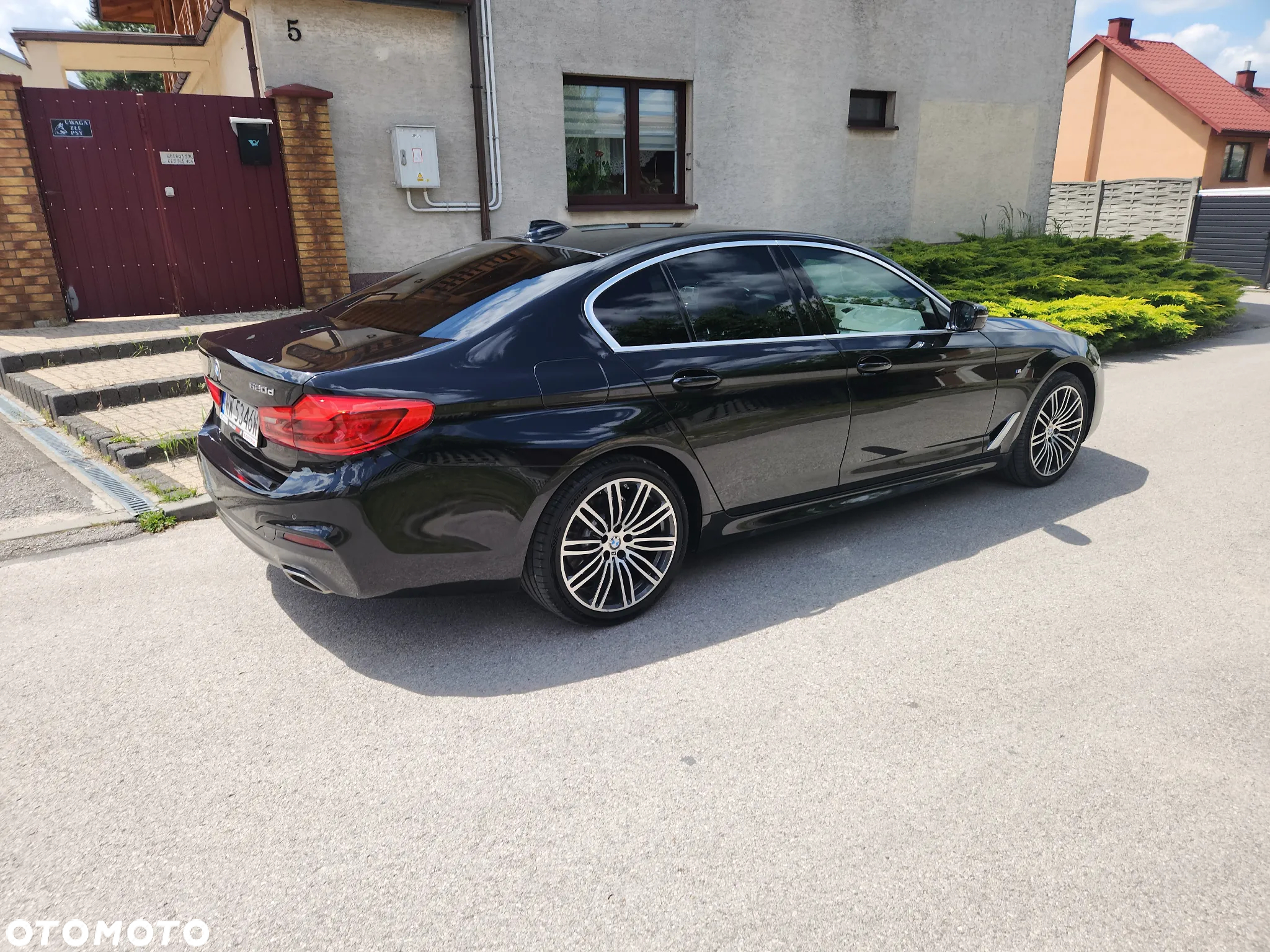 BMW Seria 5 520d xDrive M Sport sport - 9