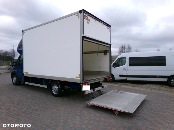 Peugeot boxer kontener z windą super stan