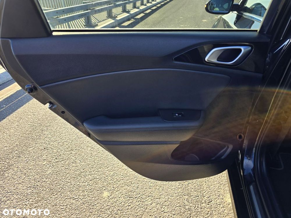 Kia Ceed 1.6 CRDi GT Line - 22