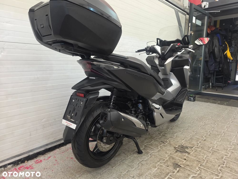 Honda NSS - 17