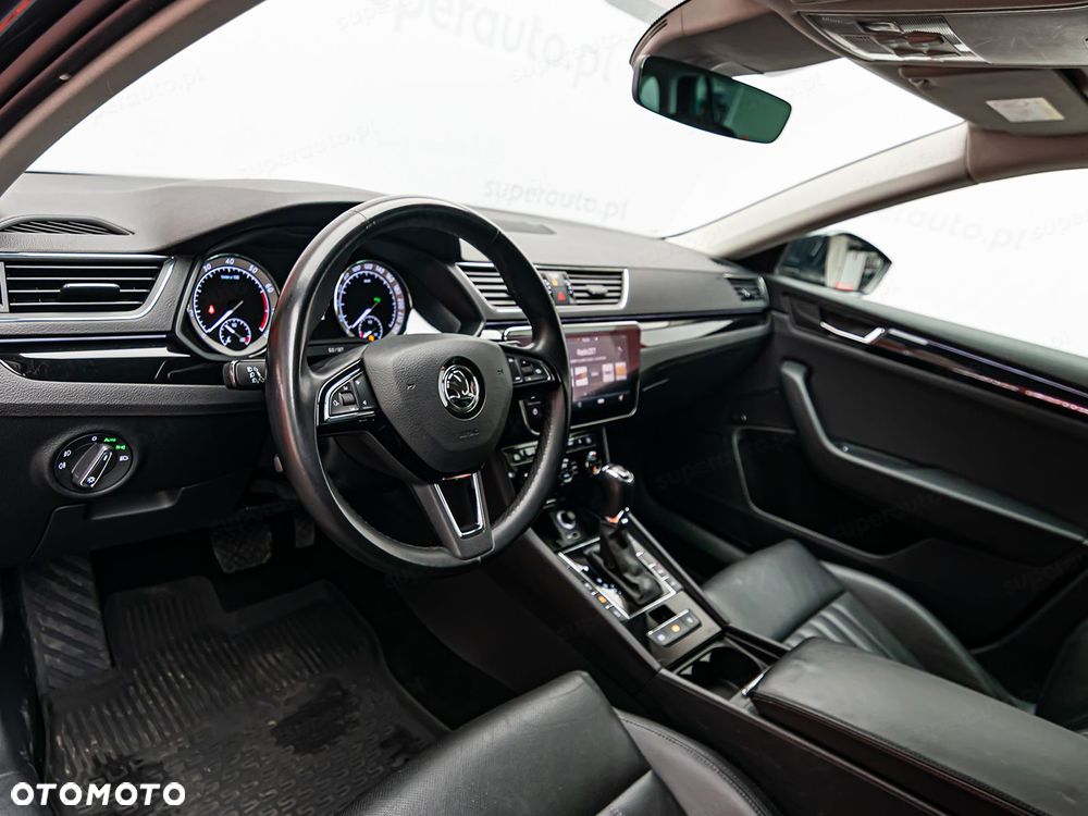 Skoda Superb 2.0 TSI 4x4 L&K DSG - 12