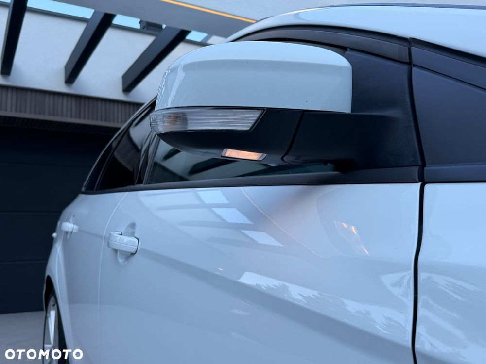 Ford Focus 2.0 EcoBoost ST mit Leder-Exclusiv-Paket - 19