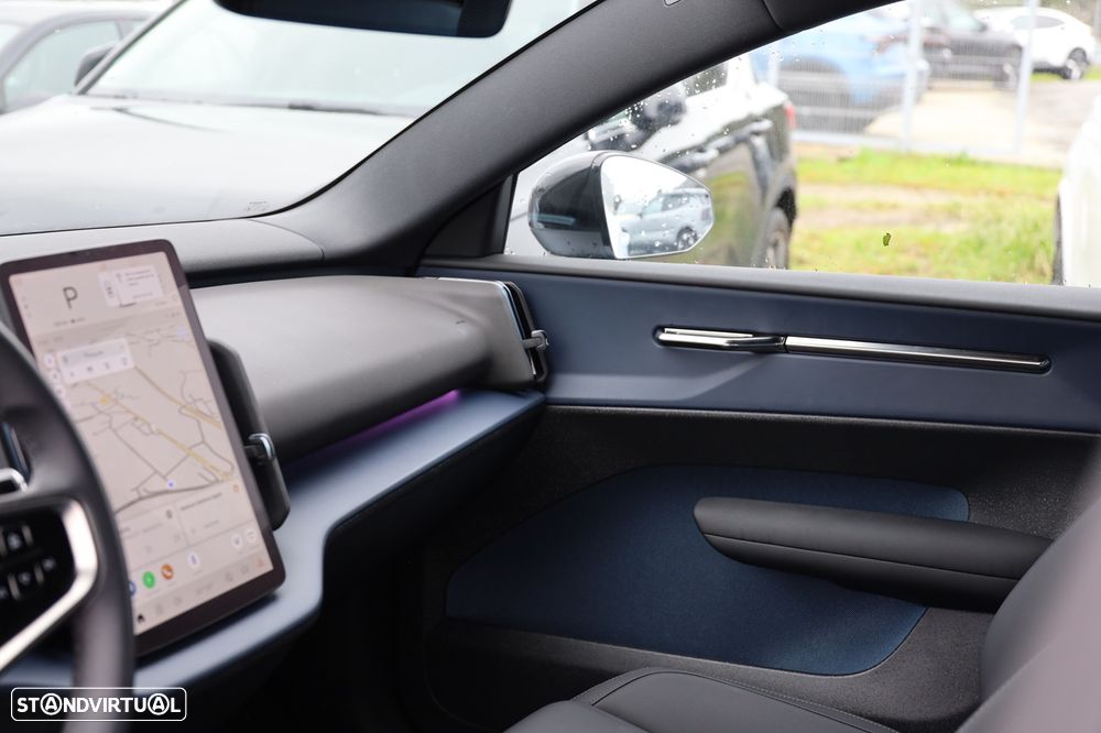 Volvo EX30 51 kWh Single Motor Plus - 16