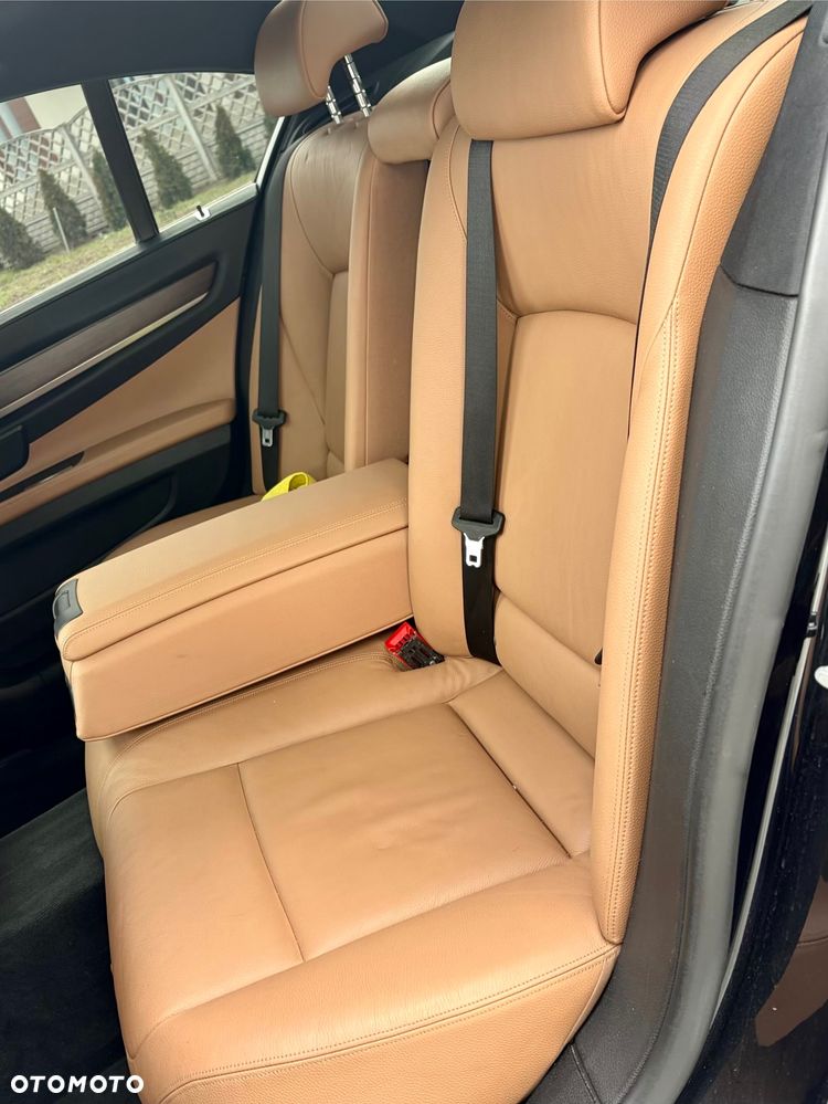 BMW Seria 7 740d xDrive - 10