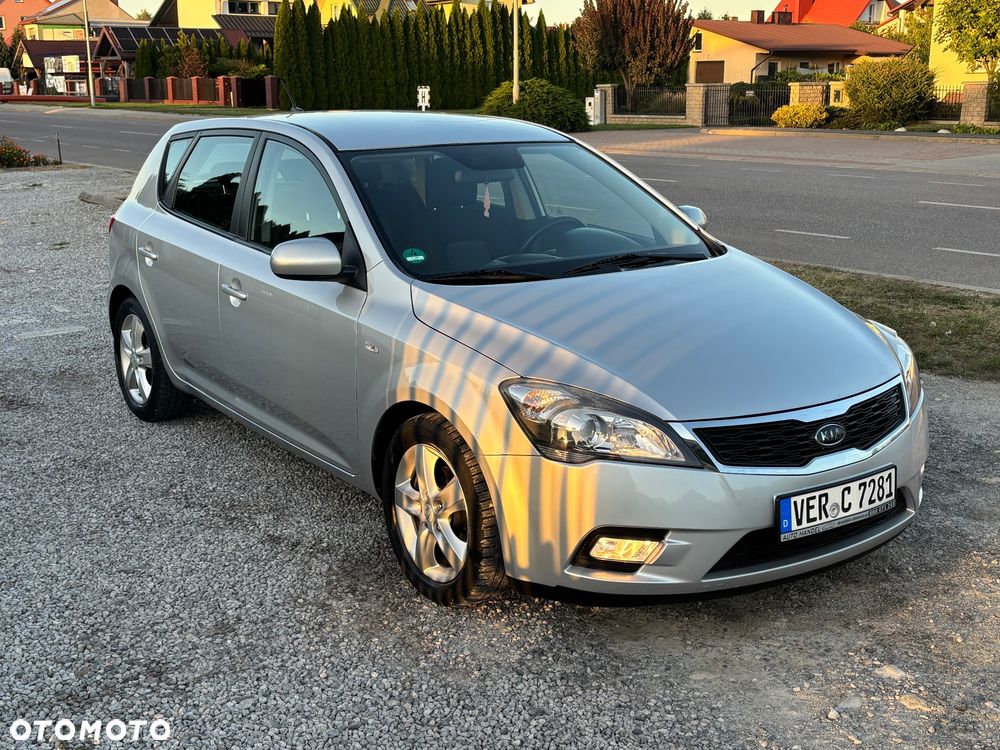 Kia Ceed - 2