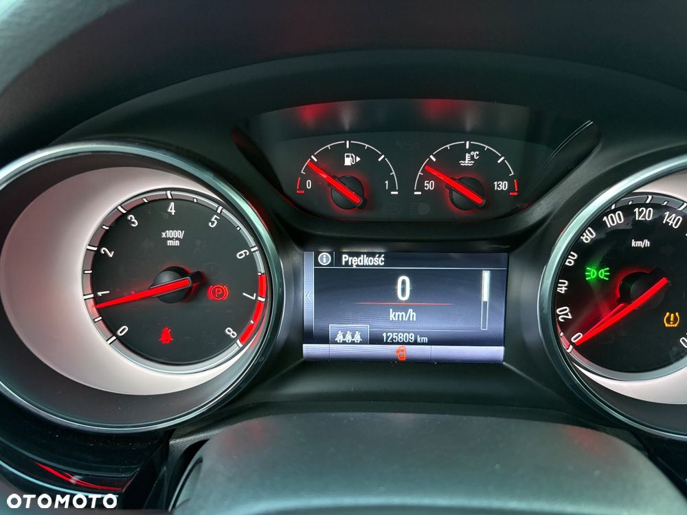Opel Astra 1.4 T Elite S&S - 19