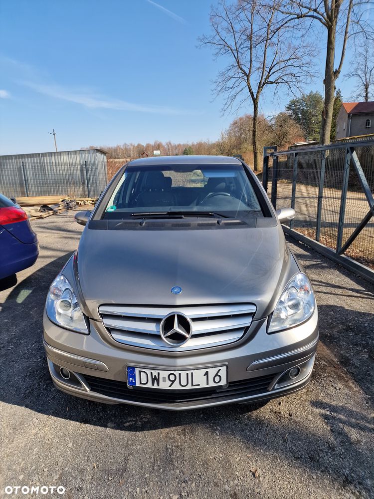 Mercedes-Benz Klasa B - 1