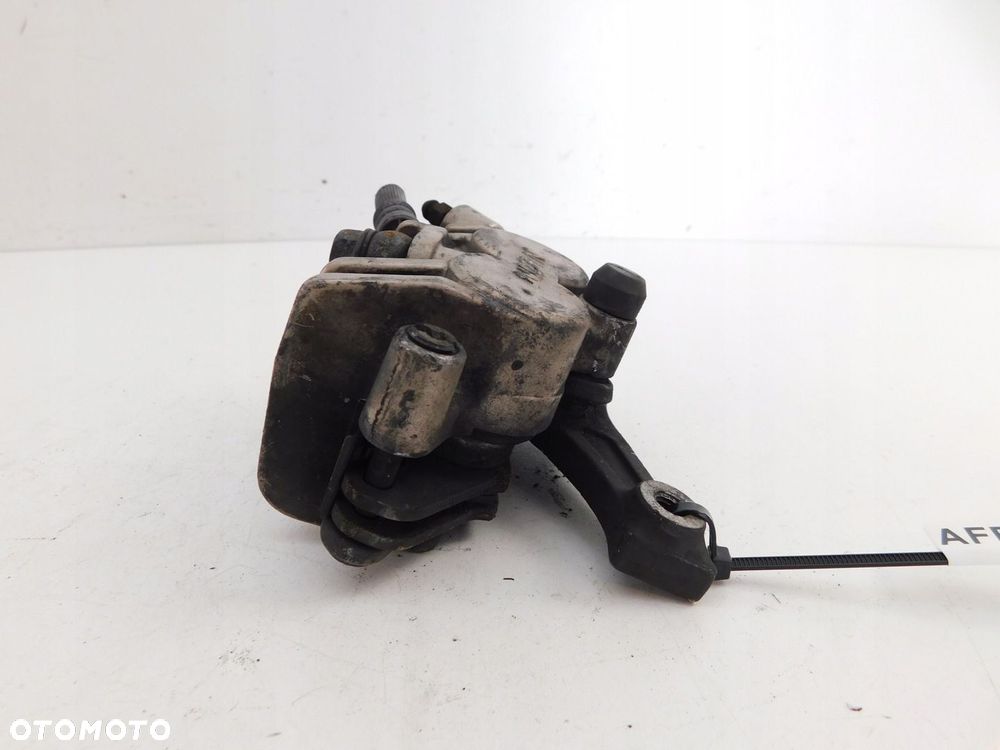 HONDA AFRICA TWIN 750 RD07 ZACISK HAMULCA PRZÓD P - 5