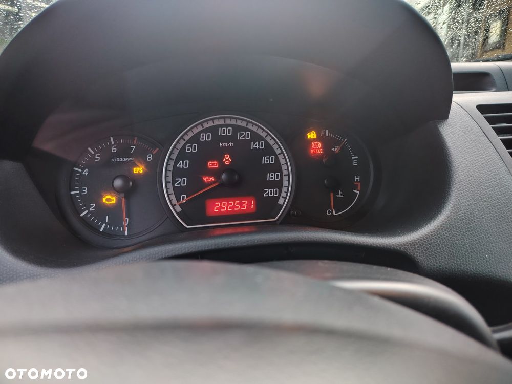 Suzuki Swift - 7