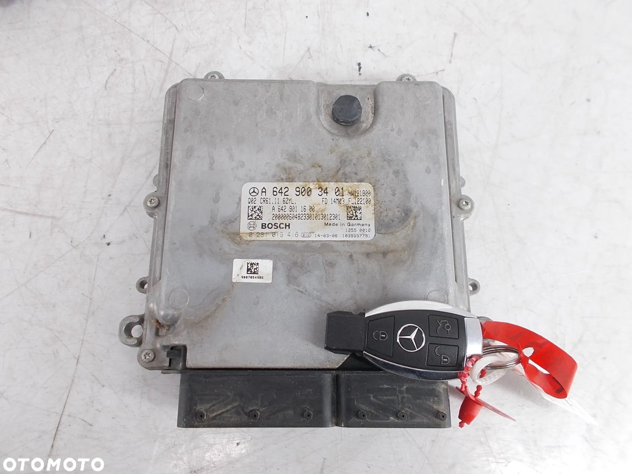 Sterownik komputer stacyjka klucz MERCEDES W212 LIFT 3.0 CDI - 1