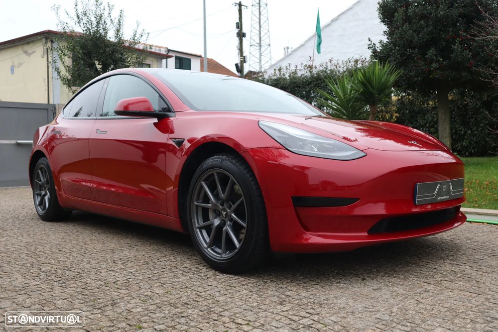 Tesla Model 3 Standard Range Plus RWD - 2