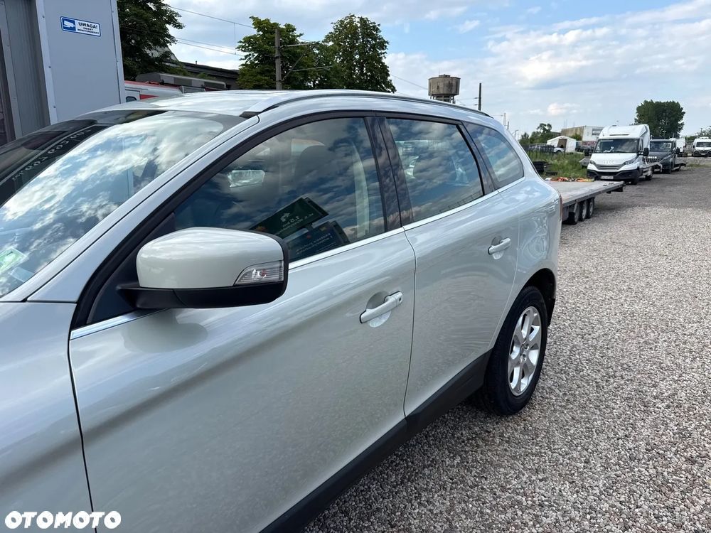 Volvo XC 60 D4 Momentum - 13