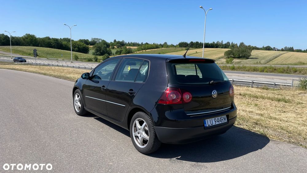 Volkswagen Golf 1.9 TDI Trendline - 4