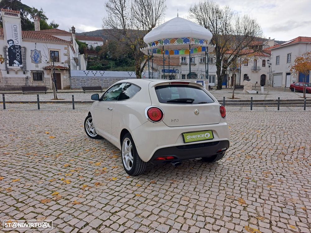 Alfa Romeo MiTo 1.3 JTD Distinctive - 31