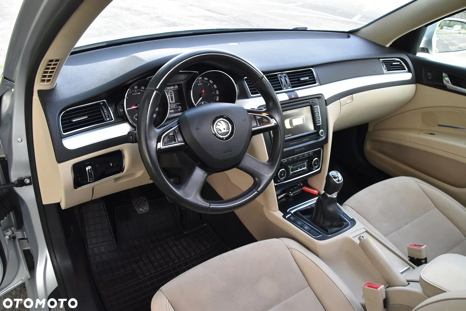 Skoda Superb - 30