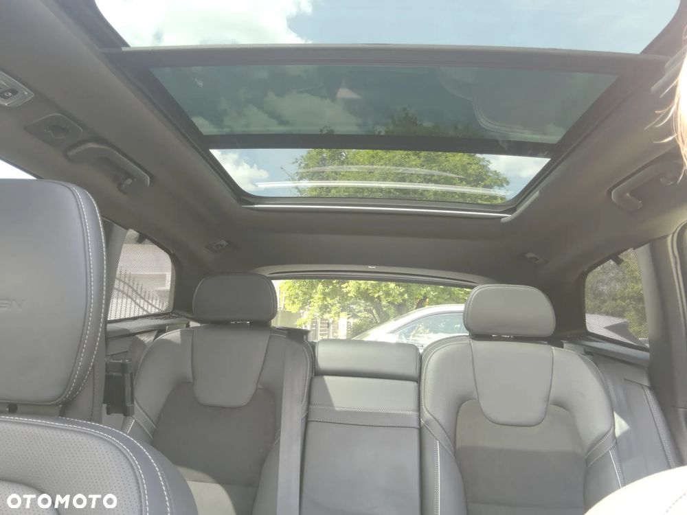 Volvo XC 60 T5 AWD R-Design - 15