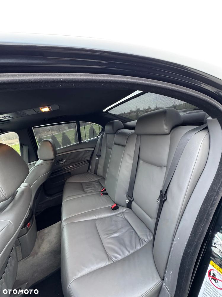 BMW Seria 7 740d - 13