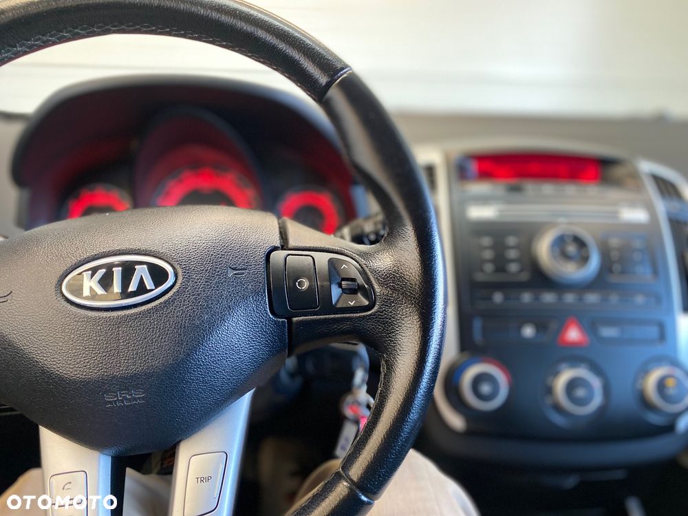 Kia Ceed 1.4 Comfort + - 21