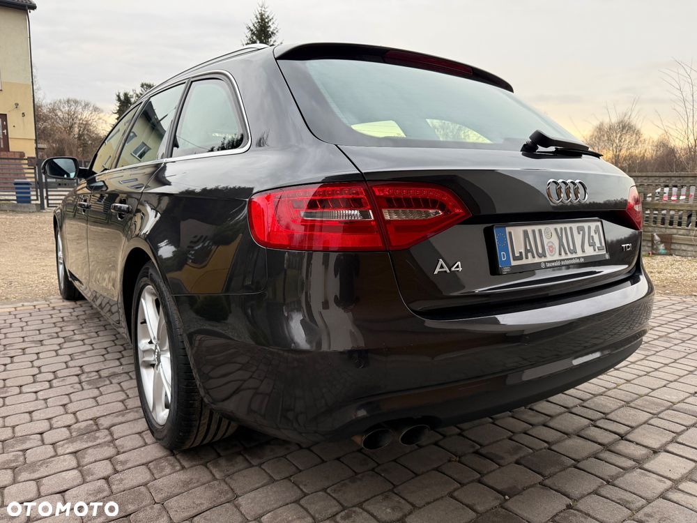 Audi A4 Avant 2.0 TDI DPF S line Sportpaket - 6