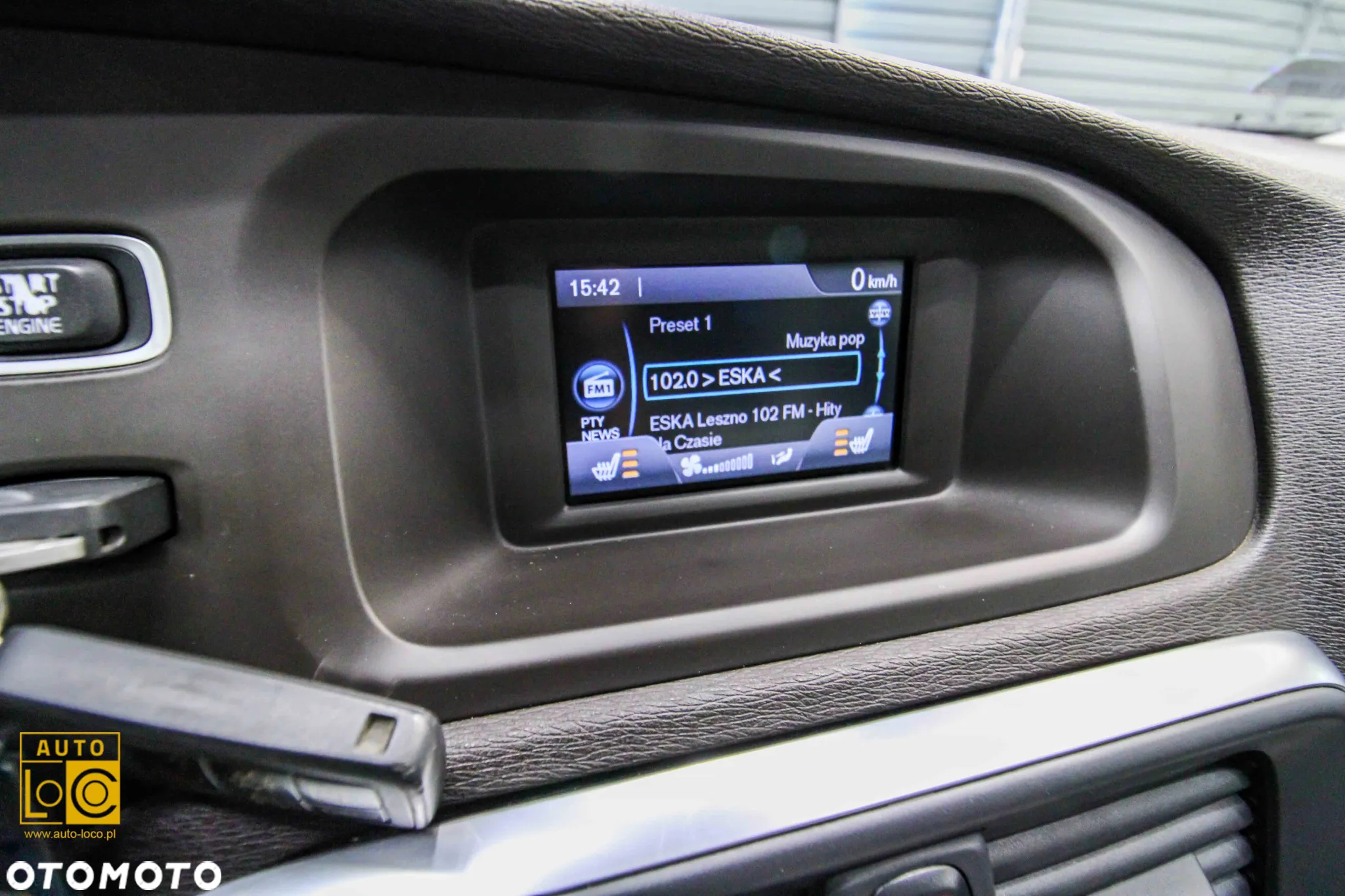 Volvo V40 Cross Country T4 AWD Summum - 19